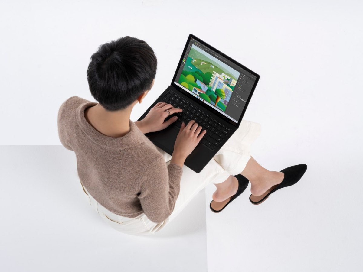 Microsoft Surface 4 Ryzen 7 4980U 13,5" 16GB DDR4 SSD512 Radeon RX Vega 11 W10Pro Matte Black